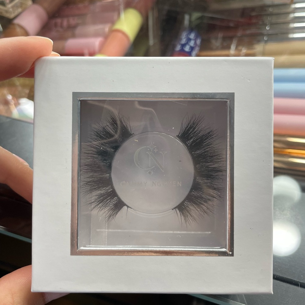 BN Cammy Nguyen Lashes- Bae